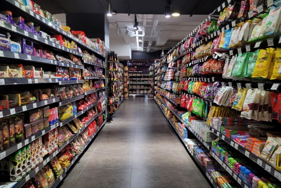 Achiziționarea „La Cocoș” de către deținătorii Kaufland și Lidl a stârnit preocupare în Consiliul Concurenței