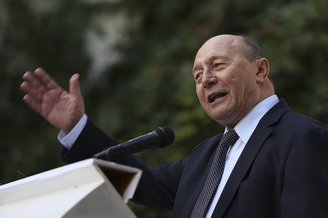 Băsescu referitor la alegerile pentru Primăria București: Drulă, Băluţă, Ciucu - trei candidați cu potențial. Locuitorii Bucureștiului au opțiuni; dacă fac o alegere greșită, este responsabilitatea lor.