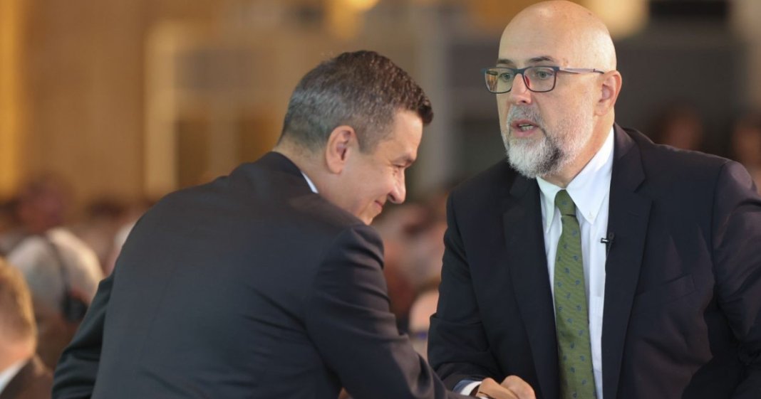 Tensiuni în alianță: Kelemen Hunor a avut o întâlnire cu șeful PSD, Sorin Grindeanu, în Parlament