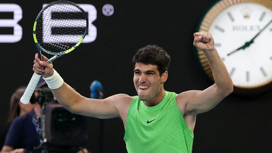 Alcaraz, în finala AO, după cea mai prelungită semifinală din istoria competiției! Carlitos, IMPRESIONANT, chiar dacă a jucat cu o accidentare.