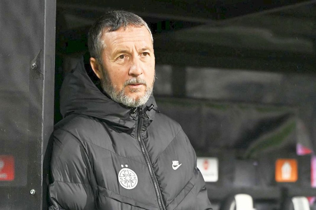 Cei doi sportivi menționați de MM Stoica după confruntarea cu Fenerbahce: „I-am comunicat și patronului: el trebuie să fie pe teren!”