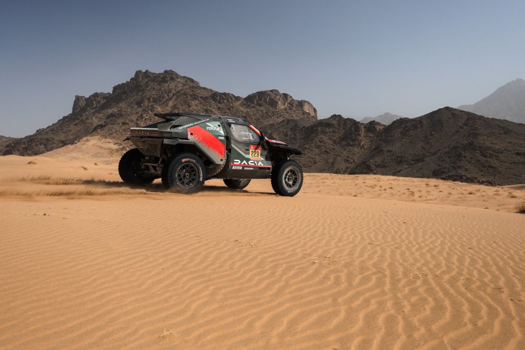 Dacia a obținut victoria în Raliul Dakar, cea mai provocatoare competiție auto la nivel mondial.