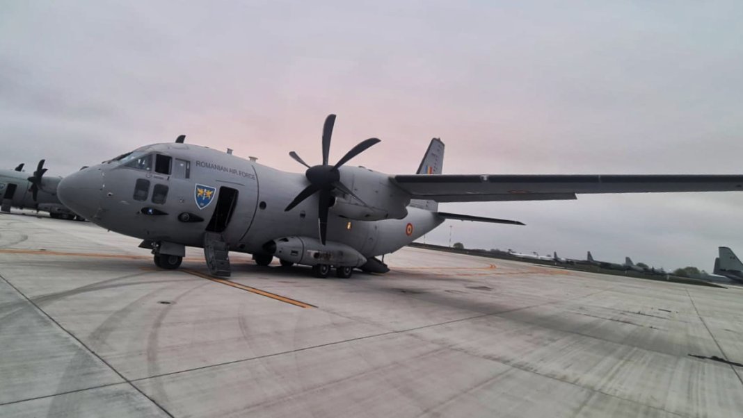 Nicușor Dan, retenu pour une nuit à Paris. Les raisons du retard de l'avion militaire Spartan qui l'a emmené en France.