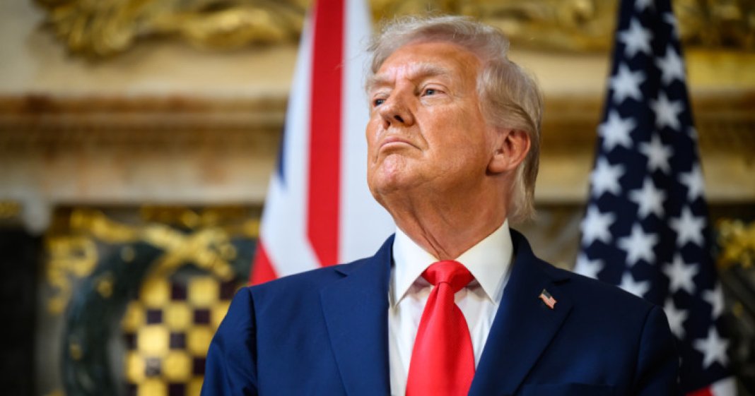 Trump anunță că conducătorii iranieni cer discuții cu SUA, după moartea lui Khamenei: „Ar fi trebuit să o facă mai...