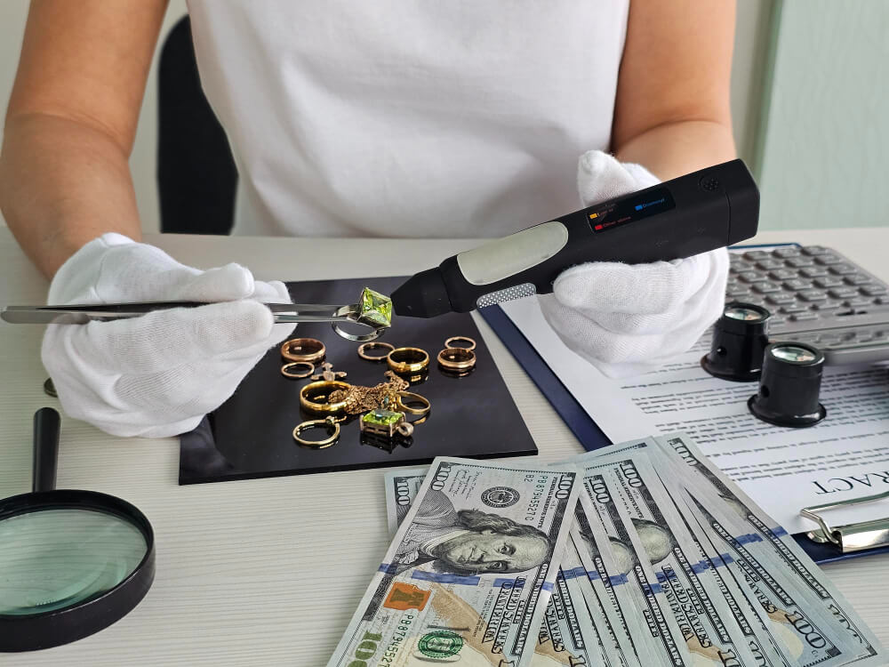 Este obligatoriu să primesc o copie a contractului de amanet?