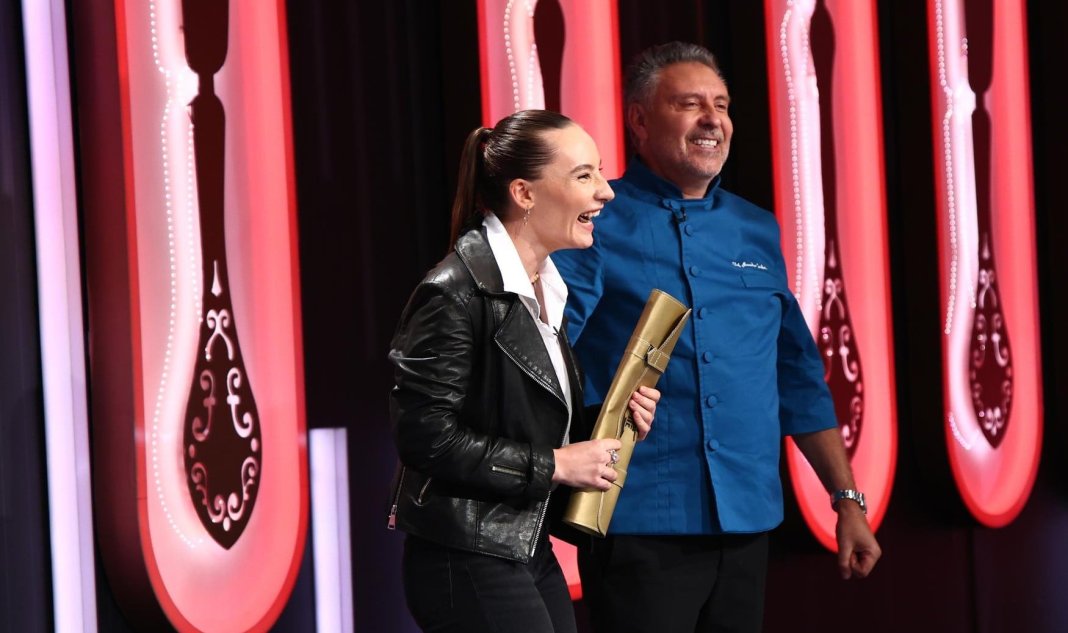 Marina Luca a învins în sezonul 17 al show-ului Chefi la cuțite 2026. Ce sumă a câștigat împreună cu Cuțitul de aur al chef-ului Sautner?