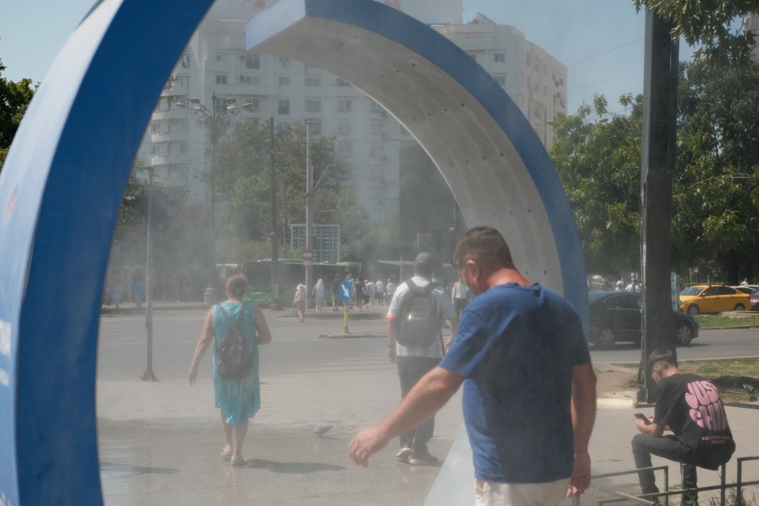 Alertă meteorologică: Cod roșu de caniculă pe întreg teritoriul țării, cu excepția a șase județe. Temperaturile record sunt prezise de ANM.