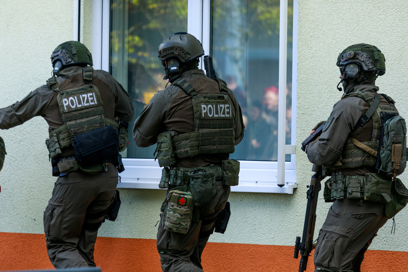 Atac violent în Germania: numeroase victime.
