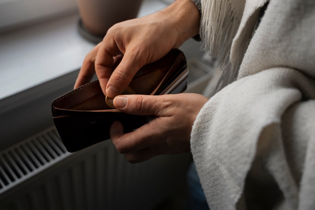 „Jocurile Foamei” în România: ce își doresc românii cu frenezie în magazine după augmentarea bruscă a prețurilor