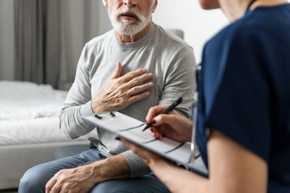 Patient,Complains,Of,Chest,Pain,,Heart,Problems,To,Nurse.,Gp