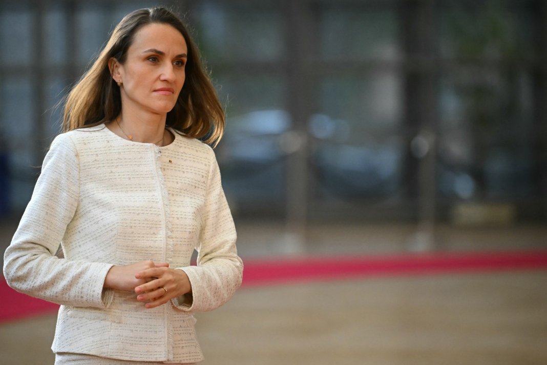 Oana Țoiu semnalează că un frate al lui Tate a încercat să o reach out înainte de arestare. Răspunsul ministrului.