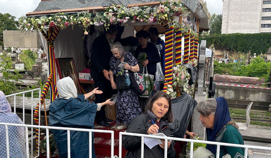 Reportaj referitor la mormântul Sfântului Preot Mărturisitor și legionar Ilie Lăcătușu în tinerețea sa