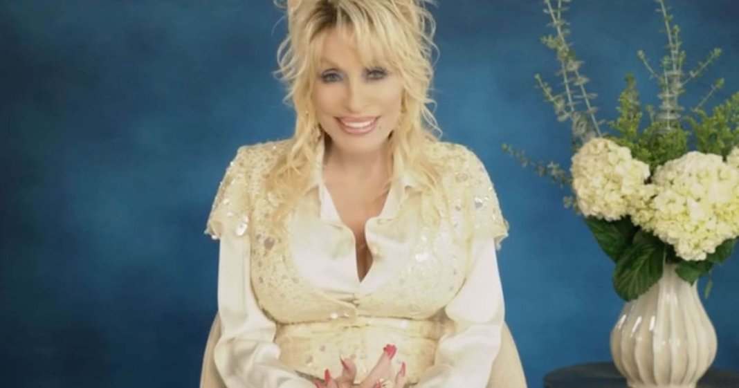 Cântăreața de muzică country Dolly Parton a murit la vârsta de 80 de ani