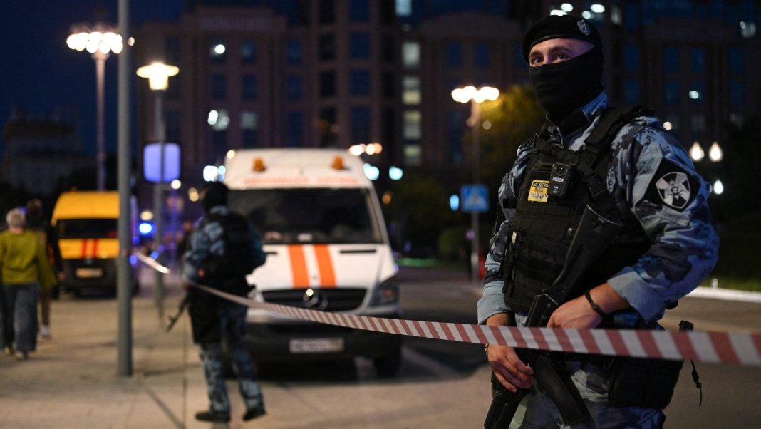 Explozie mortală într-un restaurant din Moscova, în legătură cu sărbătorirea zilei de naștere a unui general, potrivit unor surse.